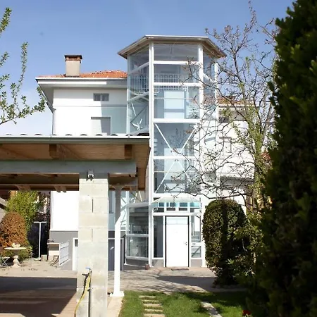 Delbia - L'elfo Guest house Candelo