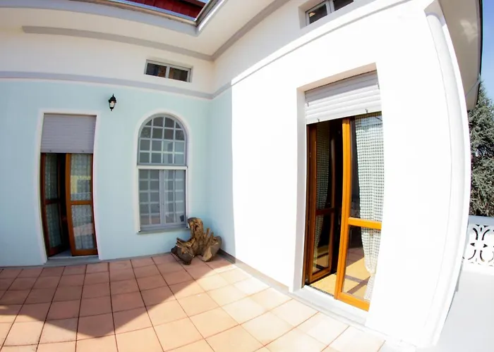 Casa de hóspedes Delbia - L'elfo 3*